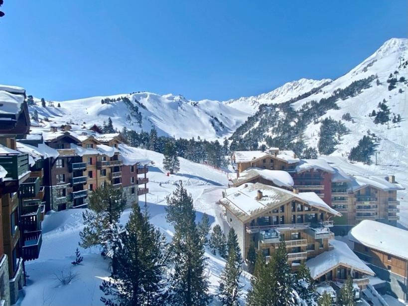 Arc 1950, ambiance chalet luxe 5/7pers dans résidence 5* skis aux pieds avec SPA Les Arcs  Esterno foto
