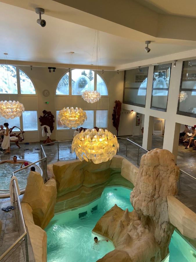 Arc 1950, ambiance chalet luxe 5/7pers dans résidence 5* skis aux pieds avec SPA Les Arcs  Esterno foto